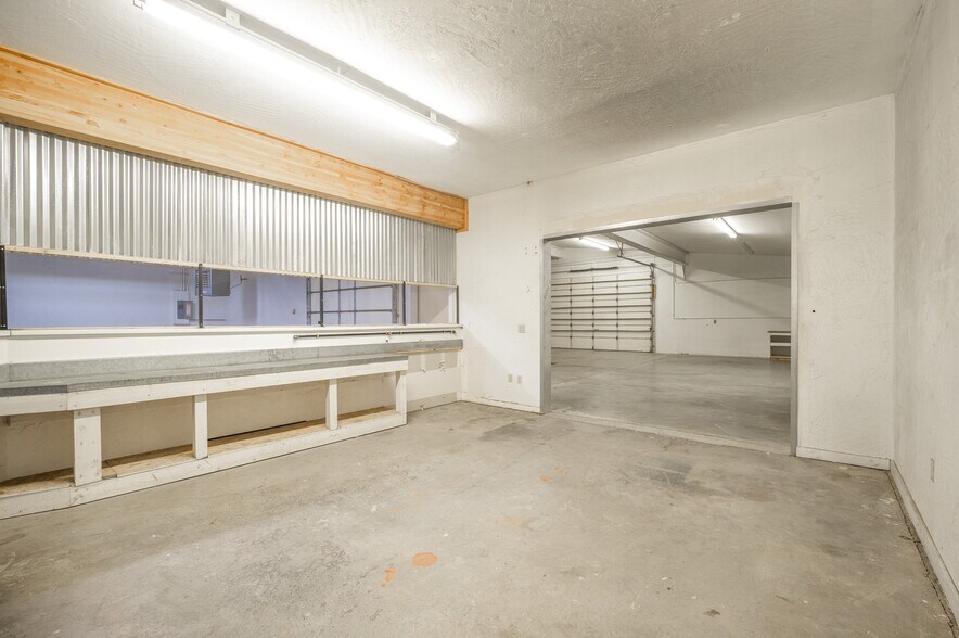 More Photos Of 17602 Highway 145, Dolores Warehouse For Sale