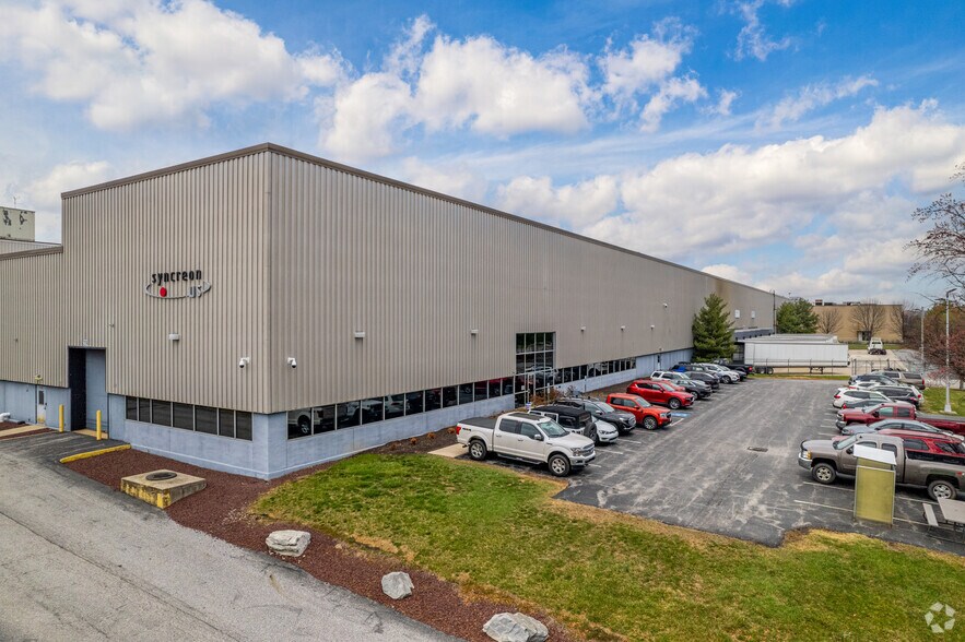 More Photos Of 301 Butterfly Commons Dr, York Manufacturing For Lease