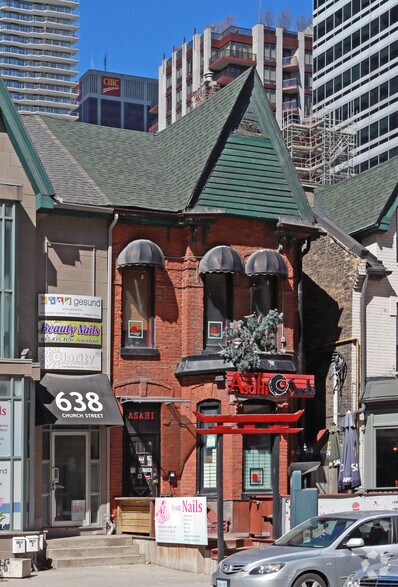 Primary Photo Of 640 Church St, Toronto Restaurant For Lease