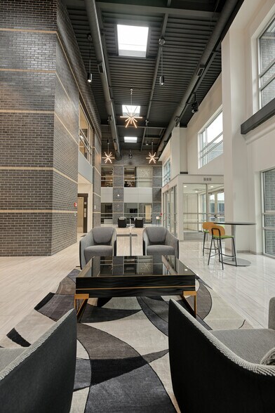 More Photos Of 1255 High St, Wadsworth Medical For Lease