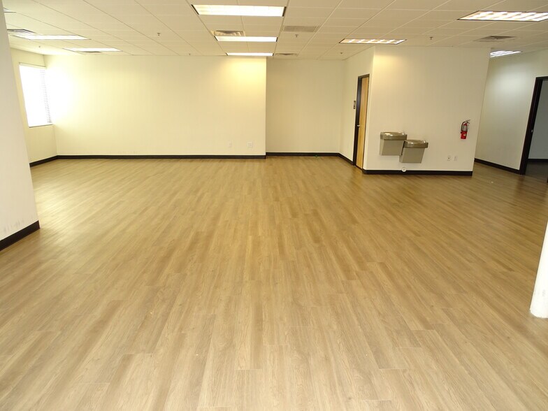 More Photos Of 750 Coronado Center Dr, Henderson Medical For Lease