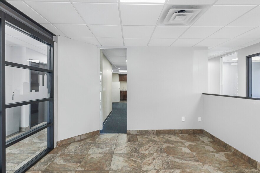More Photos Of 9025 E Kenyon Ave, Denver Office For Lease