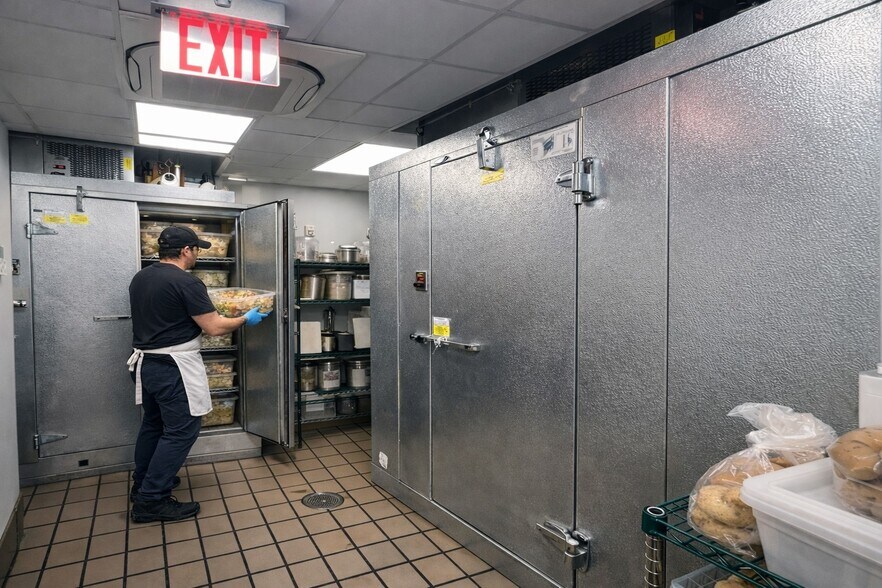 More Photos Of 78 Heights Rd, Darien General Retail For Lease