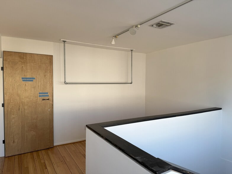 More Photos Of 114-116 S La Brea Ave, Los Angeles Storefront Retail Office For Lease