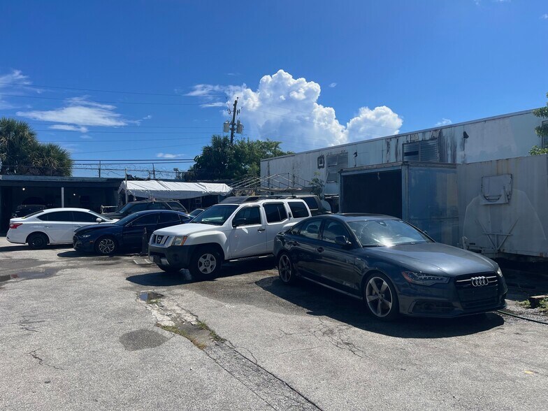 More Photos Of 834 NW 10th Ter, Fort Lauderdale Industrial For Sale