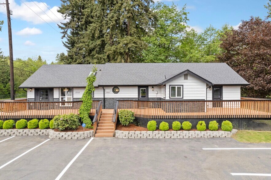 More Photos Of 17512 66th Ave Ct E, Puyallup Office For Sale