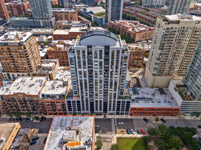 More Photos Of 435 W Erie St, Chicago Apartments For Sale