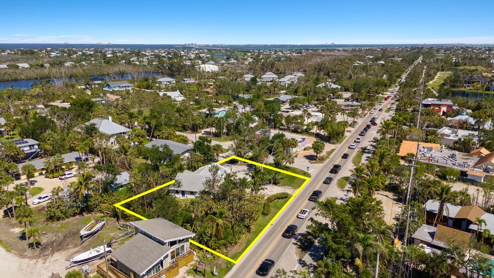 More Photos Of , Sanibel General Retail For Sale