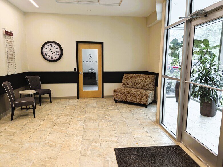 More Photos Of 4 Lan Dr, Westford Office For Lease