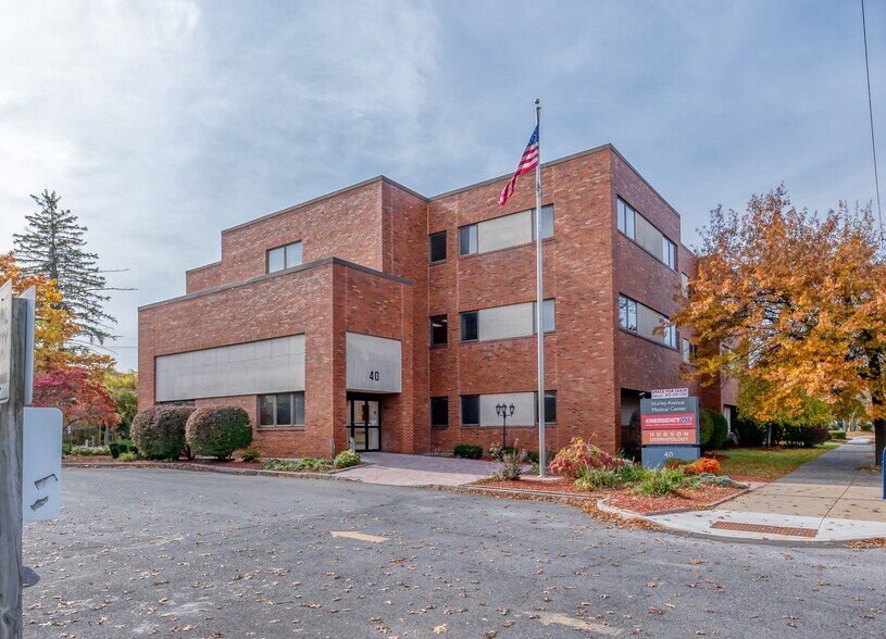 Primary Photo Of 40 Hurley Ave, Kingston Medical For Sale