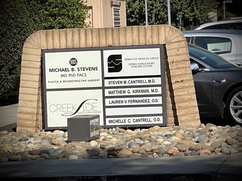 More Photos Of 2740 W Main St, Visalia Medical For Lease