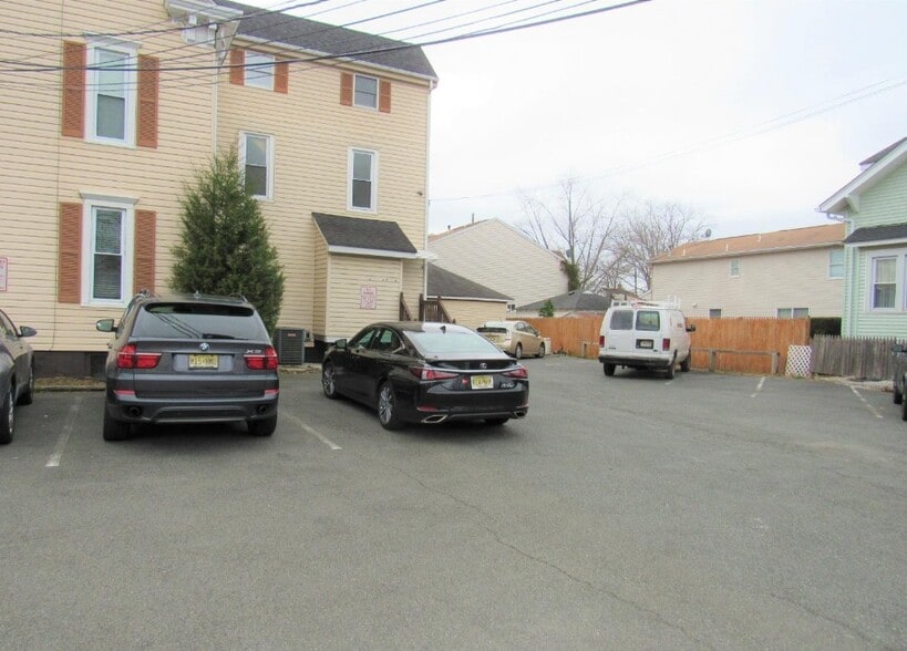 More Photos Of 623 Georges Rd, North Brunswick Office For Lease