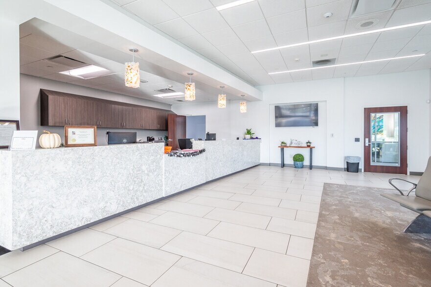 More Photos Of 225 Tomlinson Dr, Starkville Medical For Sale