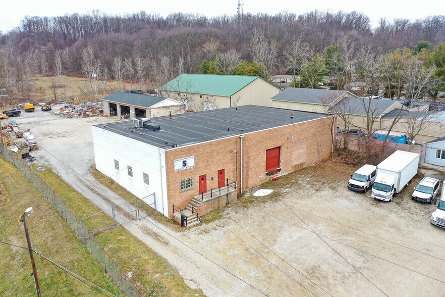 Primary Photo Of 1234 Brittain Rd, Akron Warehouse For Sale