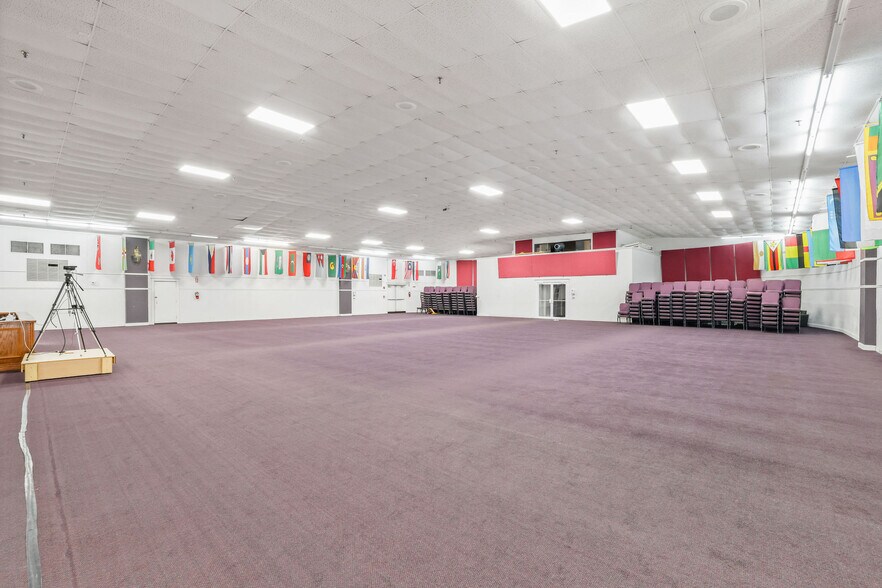 More Photos Of 190 NW 79th Ave, Miami Religious Facility For Sale
