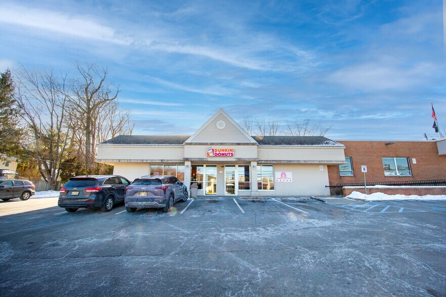 More Photos Of 32 Durban Ave, Hopatcong Freestanding For Sale