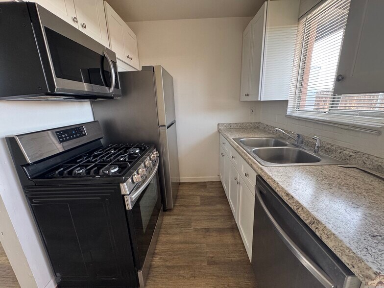 More Photos Of 3870-3880 N Park Ave, Tucson Apartments For Sale