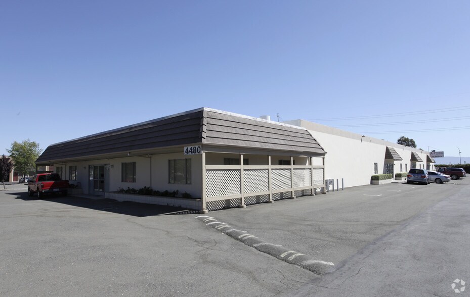 More Photos Of 4480 Enterprise St, Fremont Manufacturing For Lease