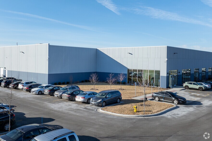 Primary Photo Of 5500 Adams St, Matteson Distribution For Lease
