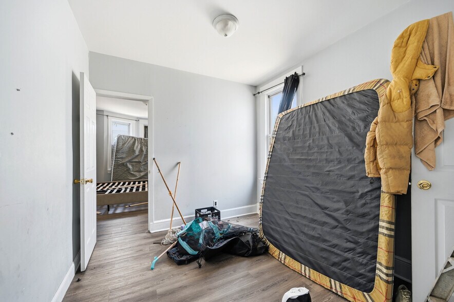 More Photos Of 4 Convent Ave, Yonkers Apartments For Sale