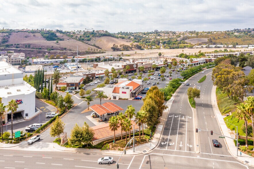 More Photos Of 27525-27573 Puerta Real, Mission Viejo Unknown For Lease