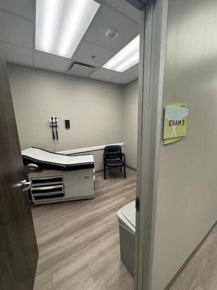 More Photos Of 1395 US Highway 183, Leander Unknown For Lease