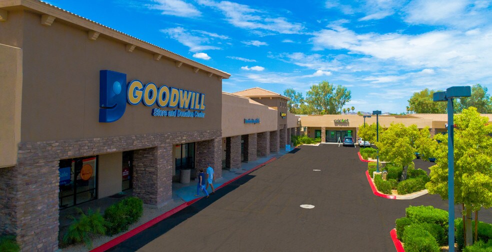 More Photos Of 705-831 E Guadalupe Rd, Tempe General Retail For Lease