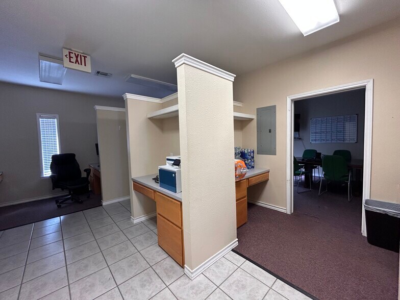 More Photos Of 2527 Highway 361, Ingleside Office For Lease