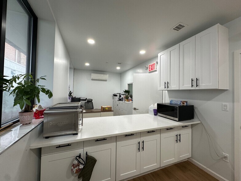 More Photos Of 1759 Bay Ridge Pky, Brooklyn Apartments For Sale