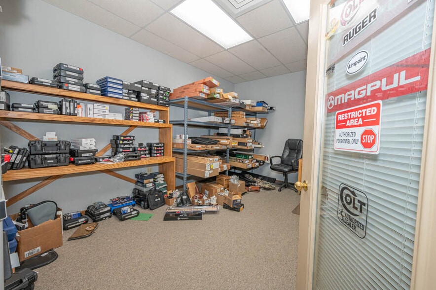 More Photos Of 9074 Market St, North Lima Freestanding For Sale