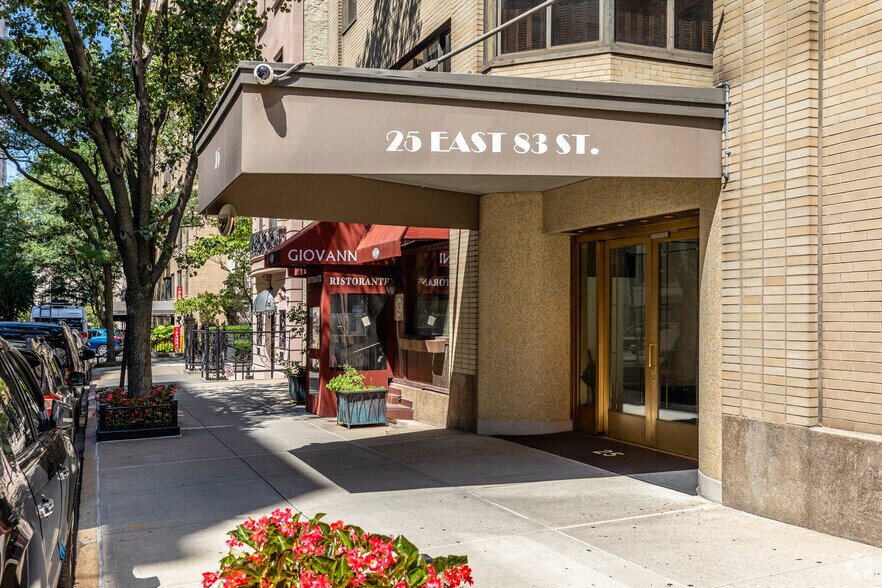 More Photos Of 1114-1120 Madison Ave, New York Apartments For Lease