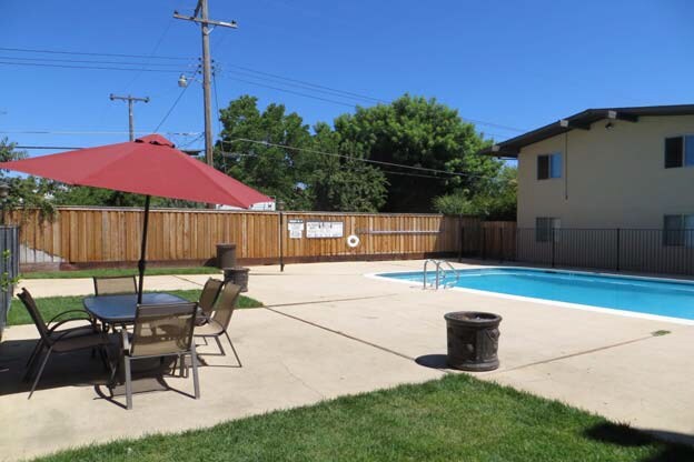 More Photos Of 10501 Croetto Way, Rancho Cordova Apartments For Sale