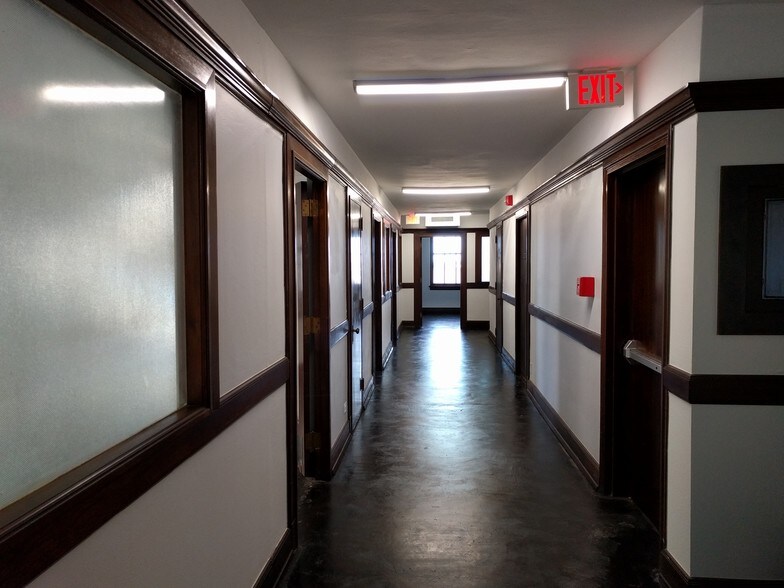 More Photos Of 619 Market St, Shreveport Loft Creative Space For Lease