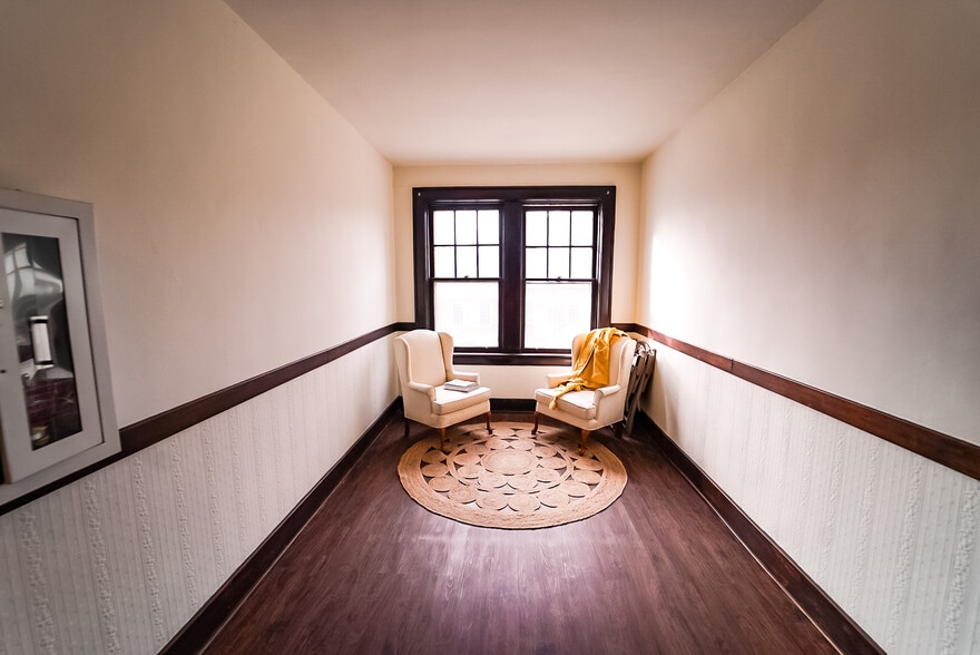 More Photos Of 2101 N Pennsylvania St, Indianapolis Apartments For Sale