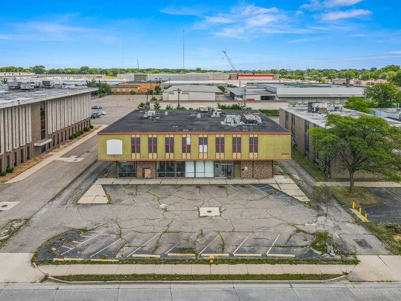 Primary Photo Of 20800 Greenfield Rd, Oak Park Medical For Sale