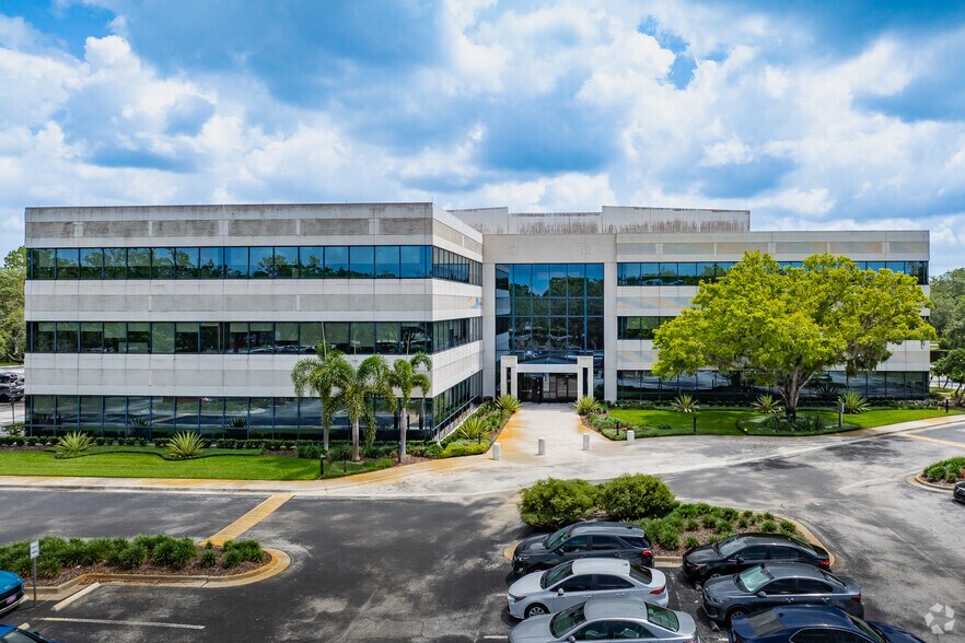 More Photos Of 8800 Grand Oak Cir, Tampa Unknown For Lease