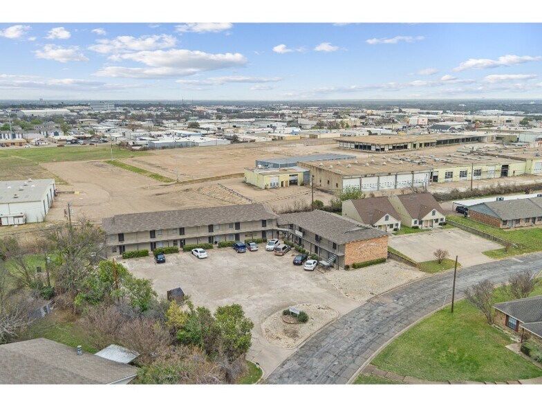 More Photos Of 5506 Kingman St, Waco Apartments For Sale