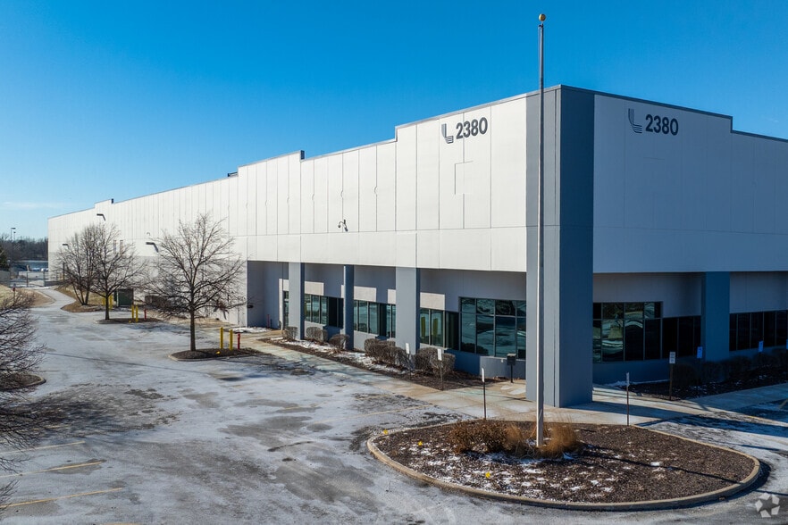 More Photos Of 2380 Sullivan Rd, Aurora Manufacturing For Lease