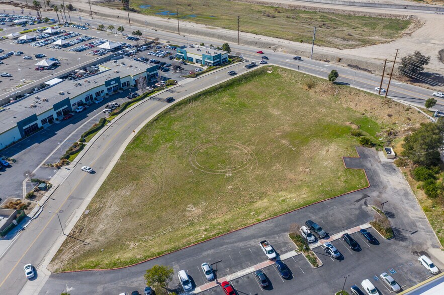 More Photos Of Orange Show Rd & 215 Fwy, San Bernardino Land For Sale