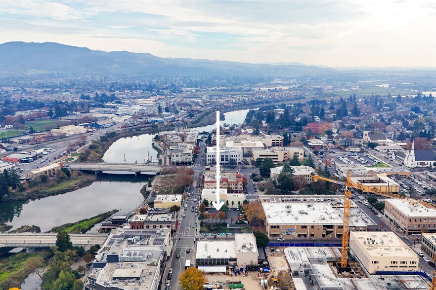 More Photos Of 1005 1st St, Napa Land For Lease