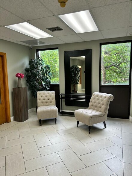 More Photos Of 1801 Coral Way, Miami Medical For Lease