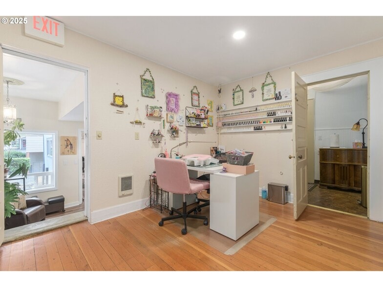 More Photos Of 1492 Pearl St, Eugene Office For Sale