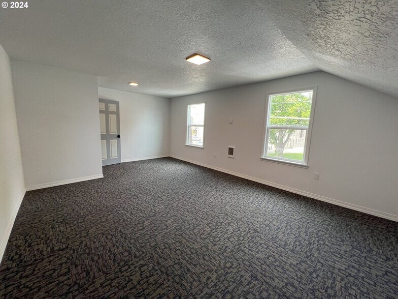 More Photos Of 1839 3rd St, Baker City Religious Facility For Sale