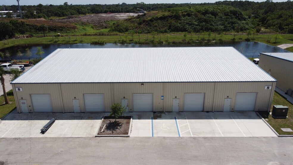 More Photos Of 5265 45th St, Vero Beach Unknown For Lease