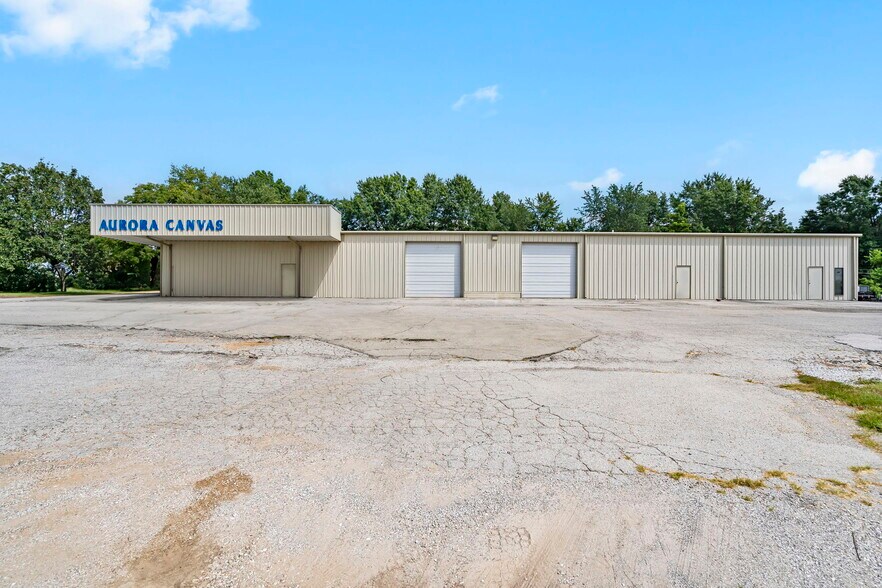More Photos Of 5410 S Daniel St, Battlefield Manufacturing For Sale