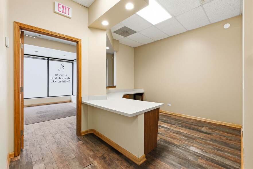 More Photos Of 2505-2507 N Halsted St, Chicago Storefront Retail Residential For Sale