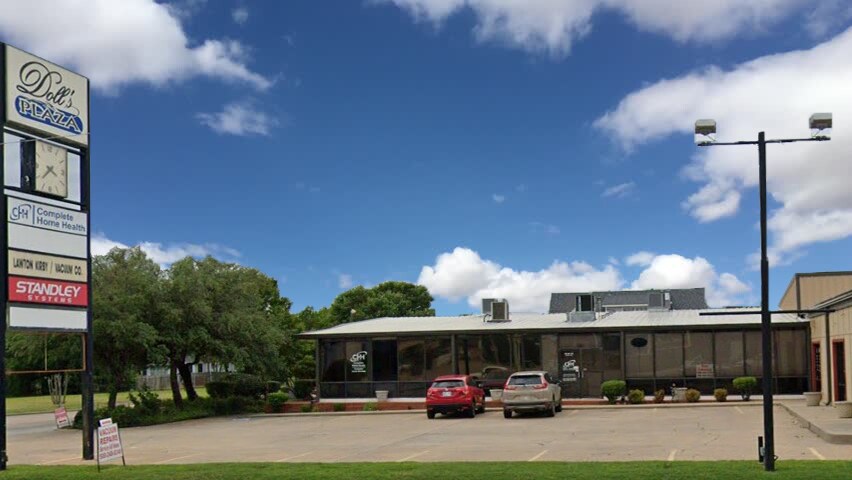 More Photos Of 309 SW 11th St, Lawton Storefront Retail Office For Lease