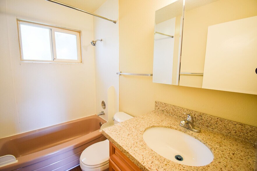 More Photos Of 12870 SW Allen Blvd, Beaverton Apartments For Sale