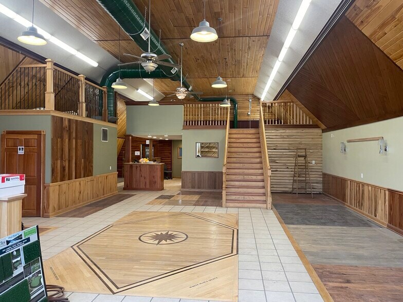 More Photos Of 404 Airport Rd, Albert Lea Industrial For Sale