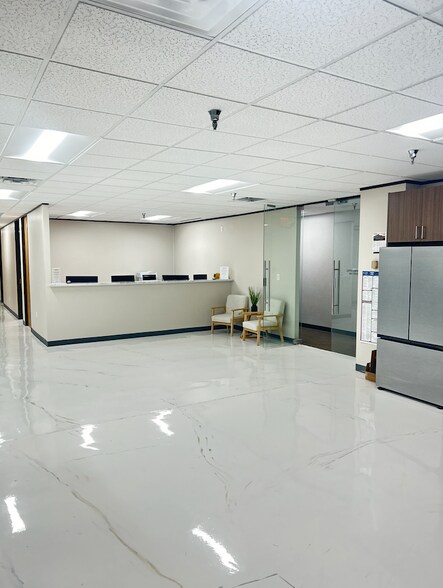 More Photos Of 8200 Wednesbury Ln, Houston Medical For Lease